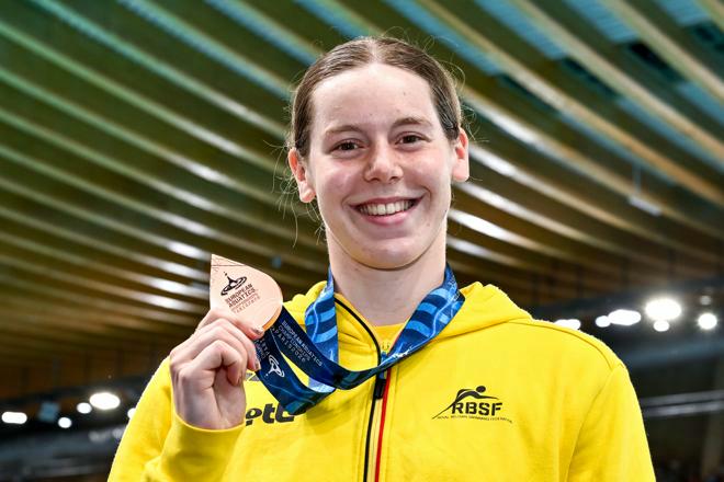 Roos swims to EC bronze in the 200-metre medley